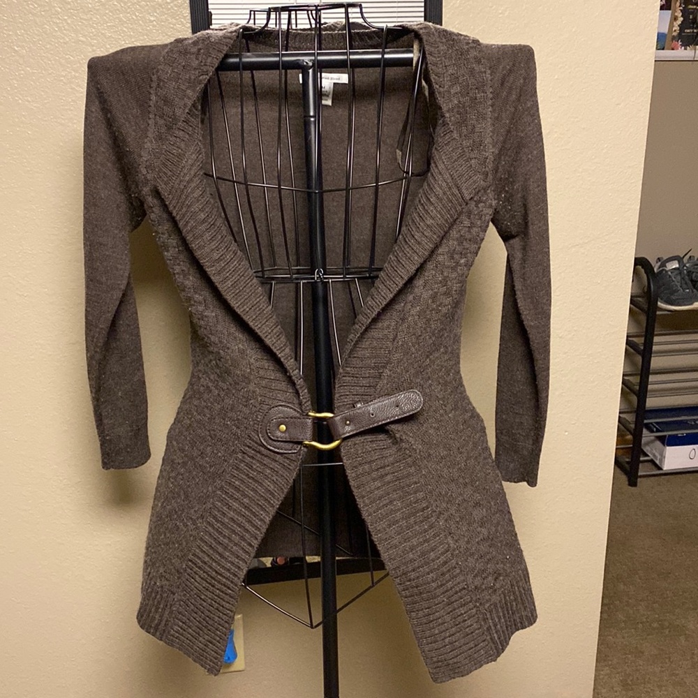Brown sweater size small